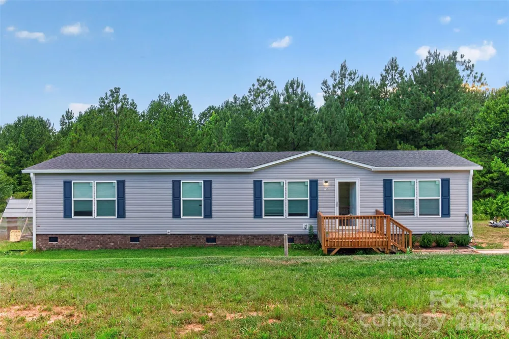 742 Sidney Cornwell Drive Catawba, SC 29704