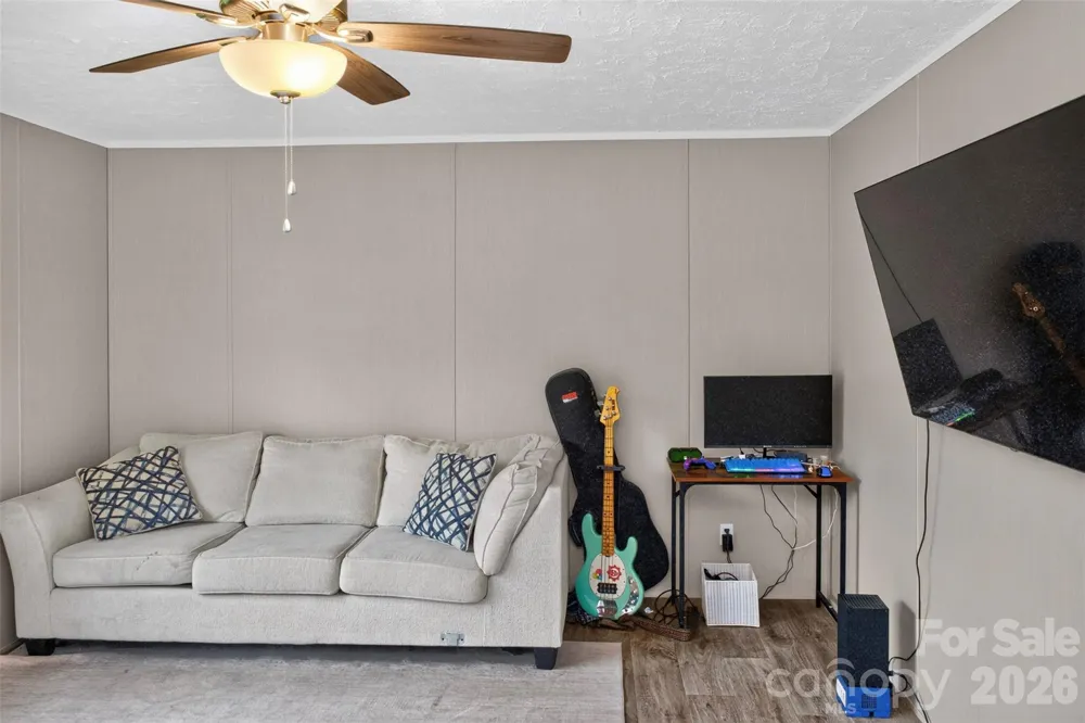 742 Sidney Cornwell Drive Catawba, SC 29704