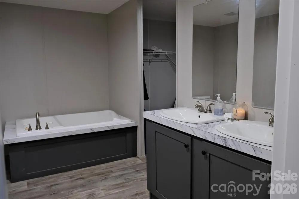 742 Sidney Cornwell Drive Catawba, SC 29704
