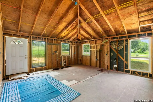133 LAKE ST Mathis, TX 78368