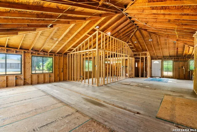 133 LAKE ST Mathis, TX 78368