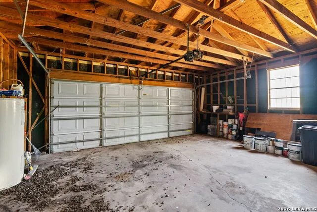 133 LAKE ST Mathis, TX 78368
