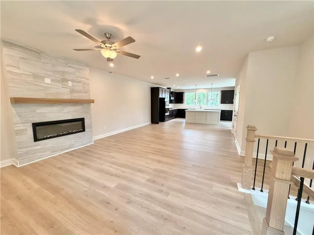 368 Sunset Hollow Street Sugar Hill, GA 30518