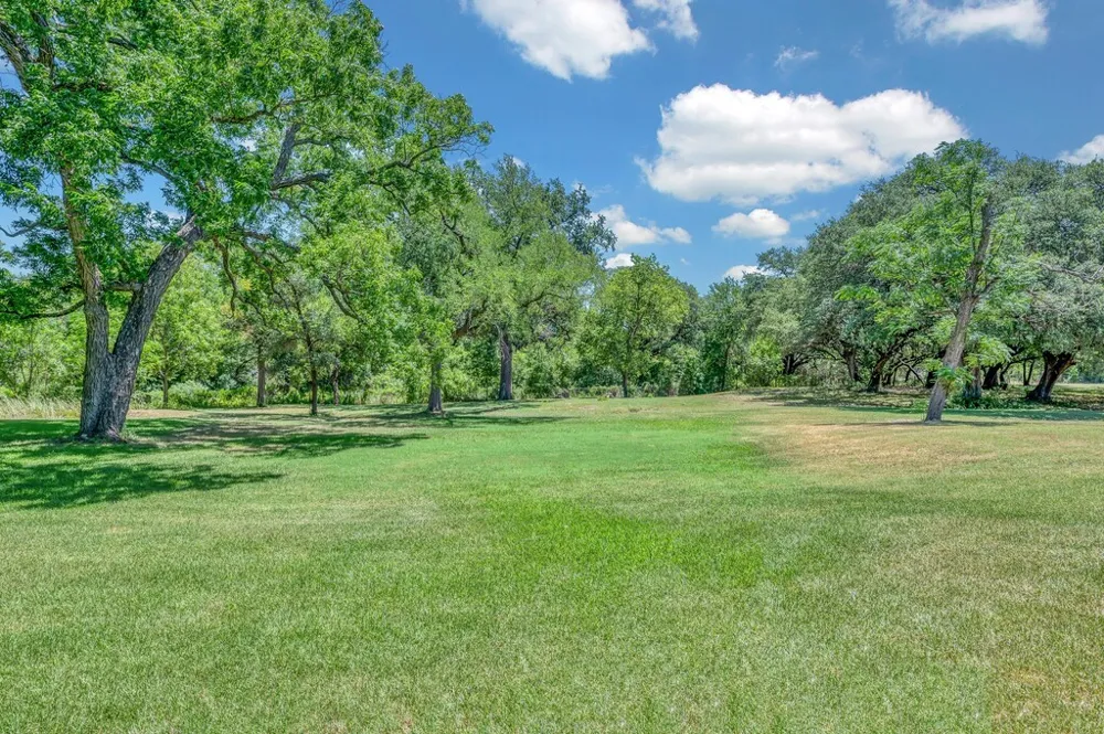 5819 FM 56 Clifton, TX 76634