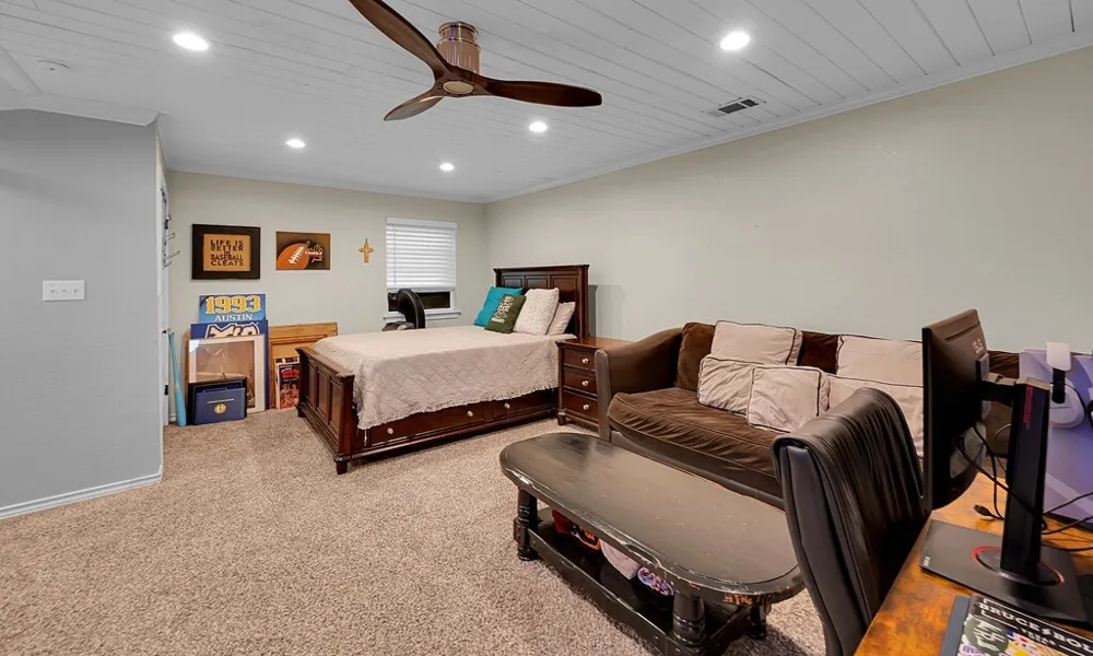 5819 FM 56 Clifton, TX 76634