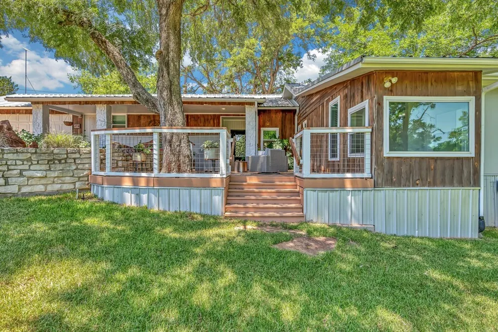 5819 FM 56 Clifton, TX 76634