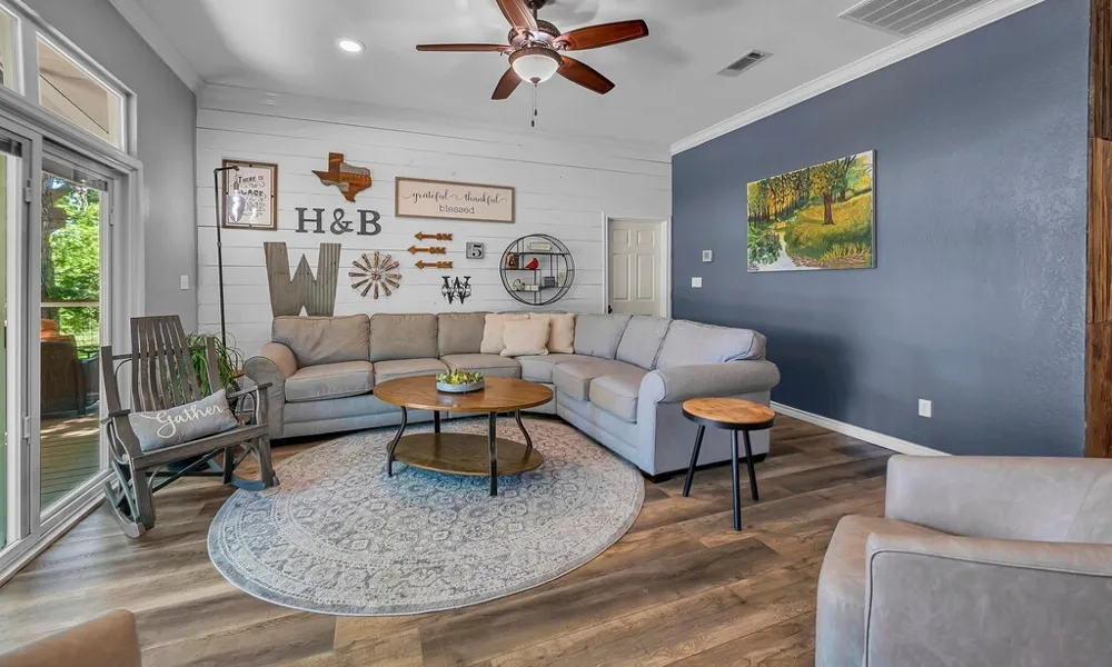 5819 FM 56 Clifton, TX 76634