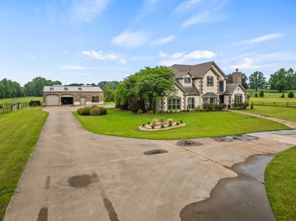 2320 W Highway 11 Pittsburg, TX 75686