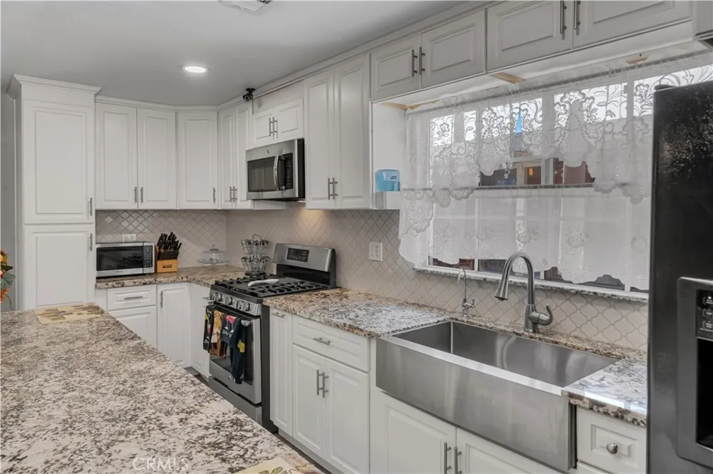 3559 Ferndale San Bernardino, CA 92404