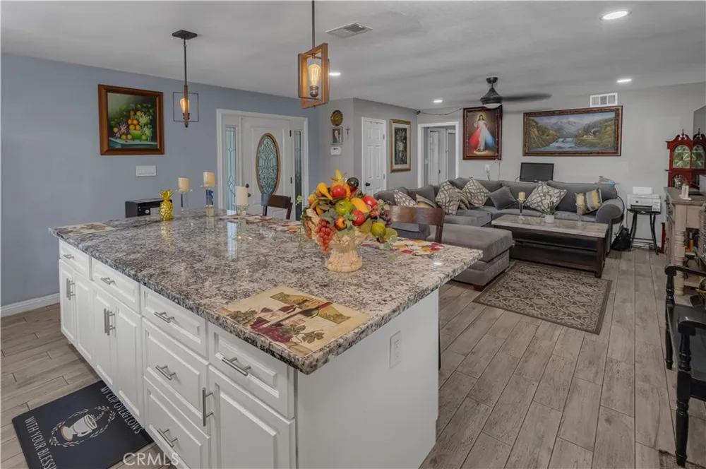 3559 Ferndale San Bernardino, CA 92404