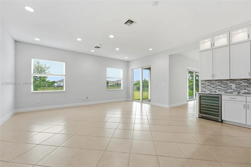 15239 Goldfinch Cir #15239 Westlake, FL 33470