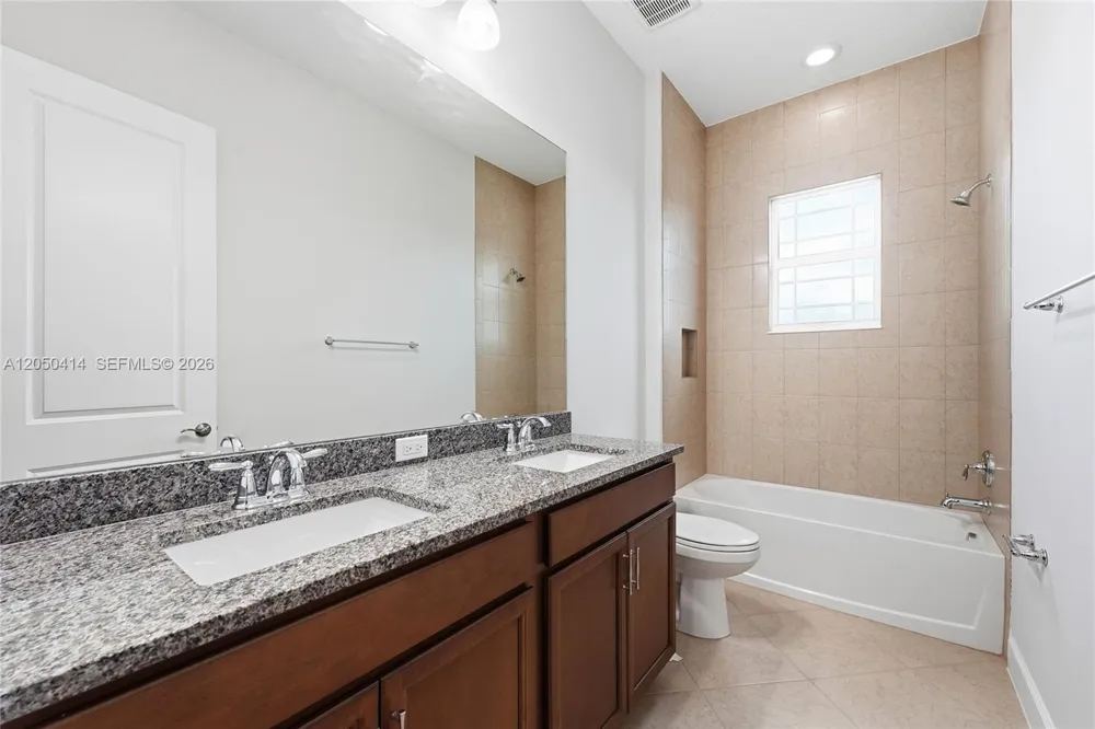 15239 Goldfinch Cir #15239 Westlake, FL 33470
