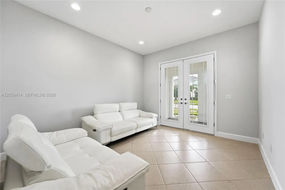 15239 Goldfinch Cir #15239 Westlake, FL 33470