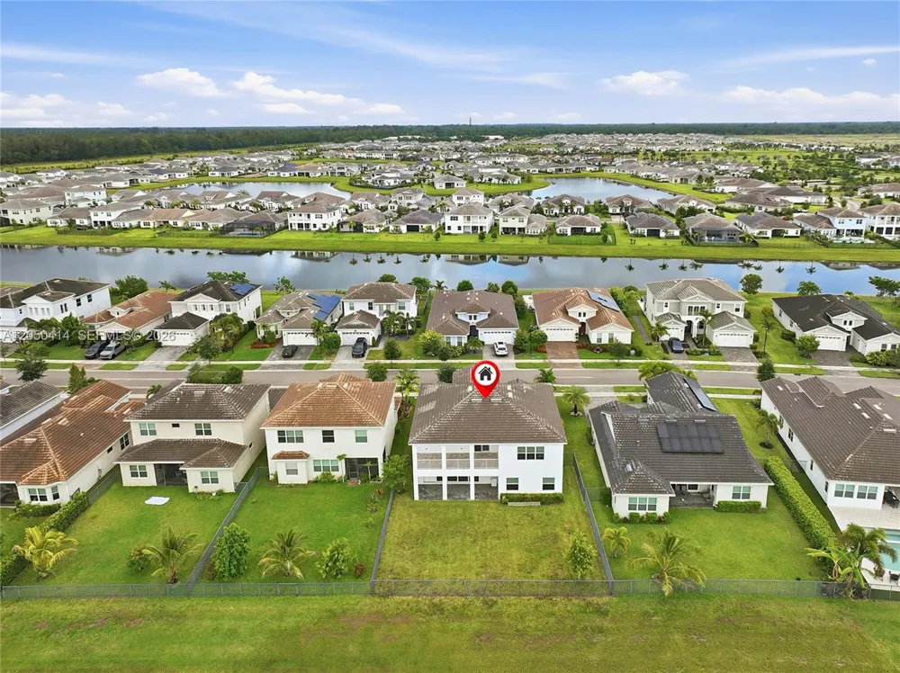15239 Goldfinch Cir #15239 Westlake, FL 33470