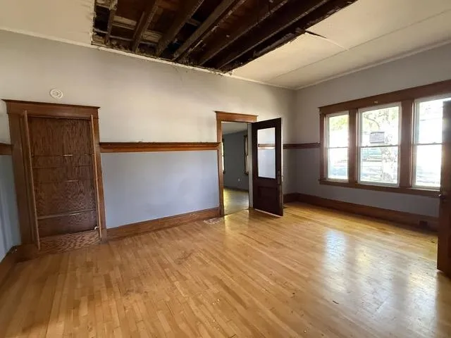 319 E Nelson Street Cadillac City, MI 49601