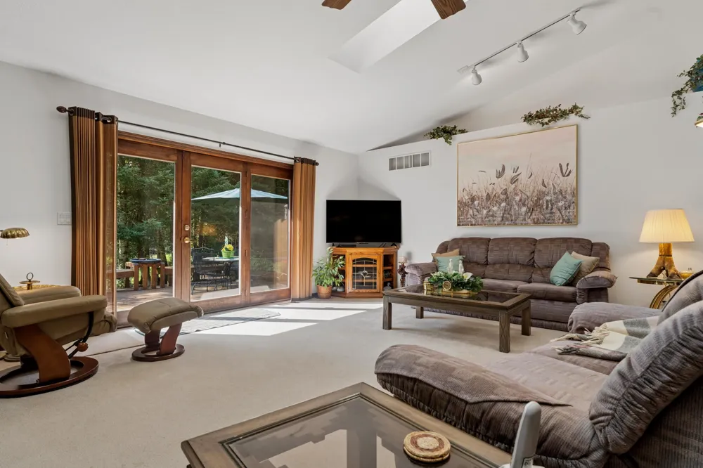 7398 Huntington Drive Oscoda Charter Township, MI 48750