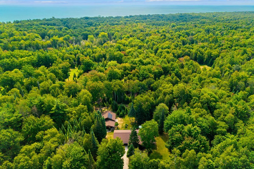 7398 Huntington Drive Oscoda Charter Township, MI 48750