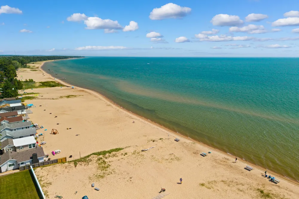 7398 Huntington Drive Oscoda Charter Township, MI 48750