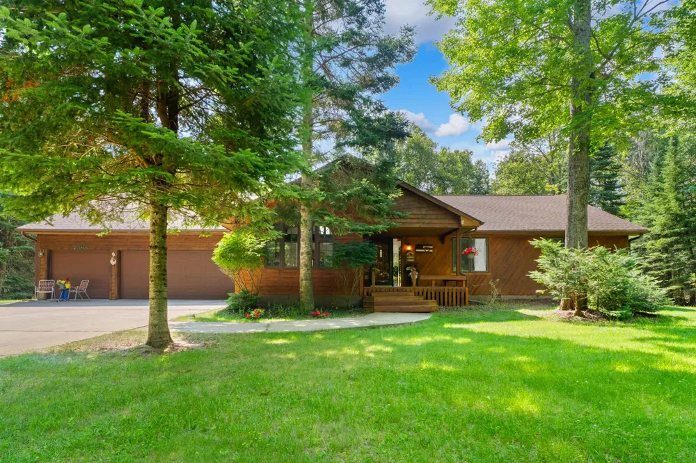 7398 Huntington Drive Oscoda Charter Township, MI 48750