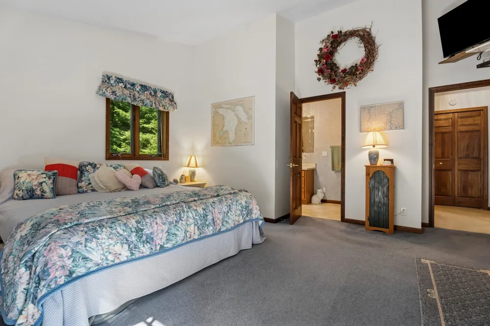 7398 Huntington Drive Oscoda Charter Township, MI 48750