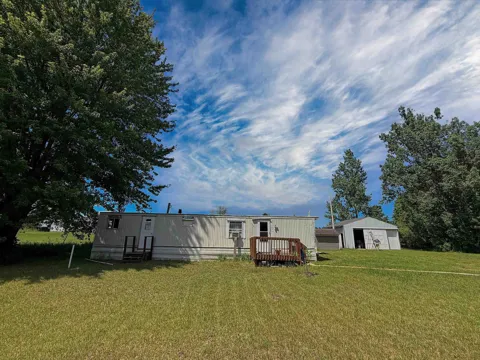 1395 E Duck Lake Road