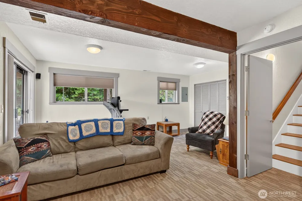 2301 Monica Drive Mount Vernon, WA 98273