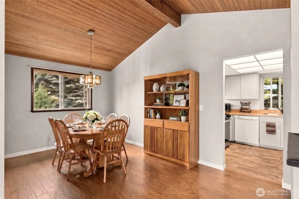 2301 Monica Drive Mount Vernon, WA 98273