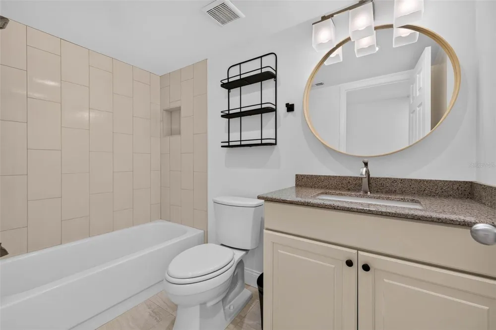 602 LIME AVENUE #101 Clearwater, FL 33756