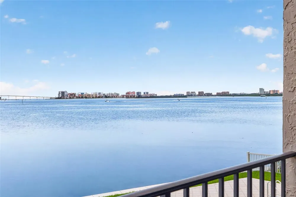 602 LIME AVENUE #101 Clearwater, FL 33756