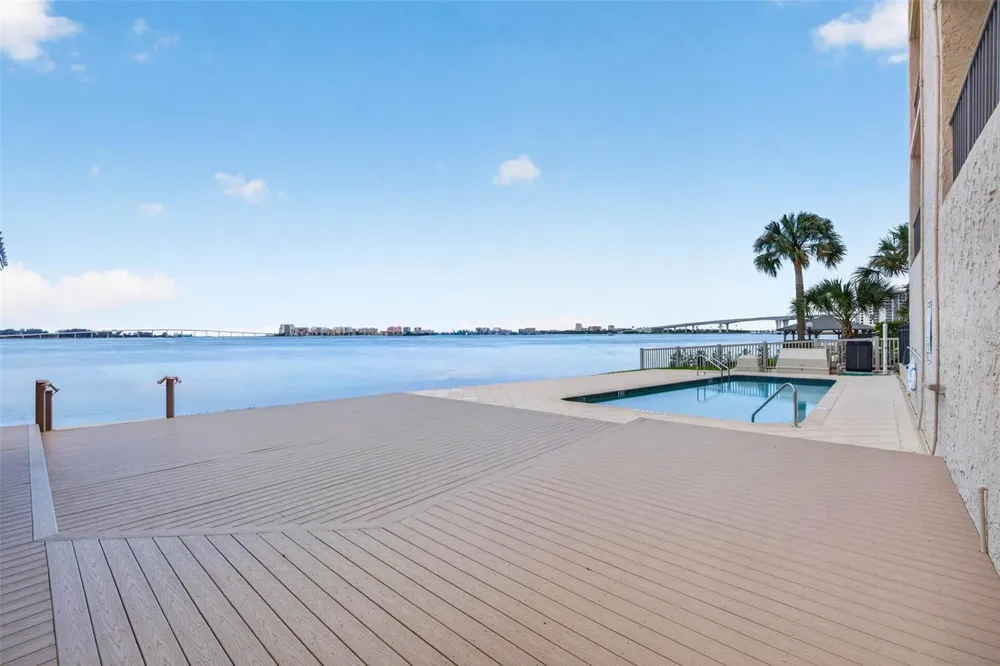 602 LIME AVENUE #101 Clearwater, FL 33756