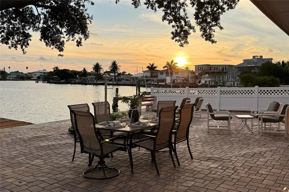 16102 4TH STREET E Redington Beach, FL 33708