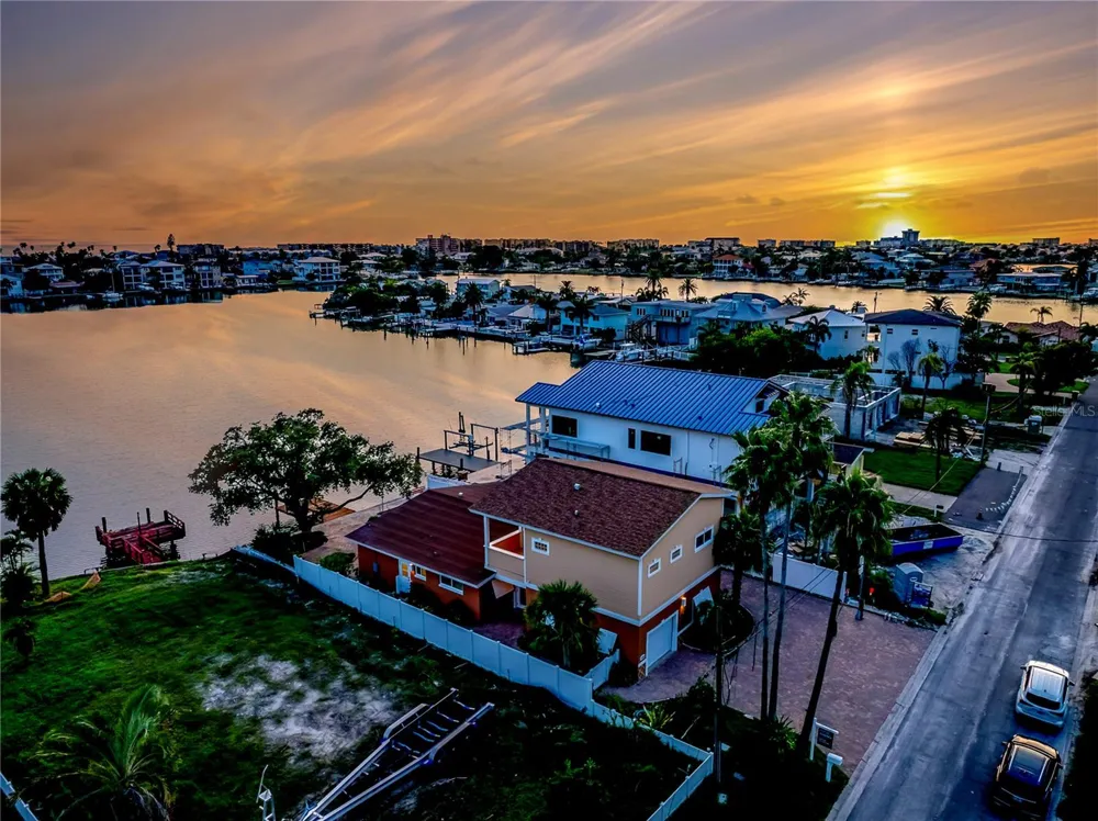 16102 4TH STREET E Redington Beach, FL 33708