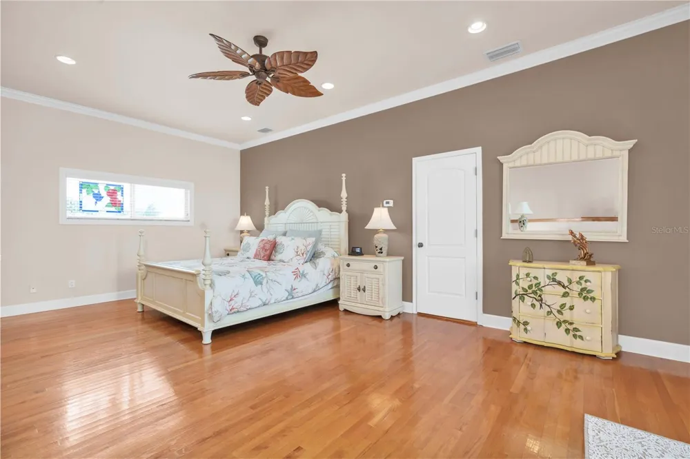 16102 4TH STREET E Redington Beach, FL 33708