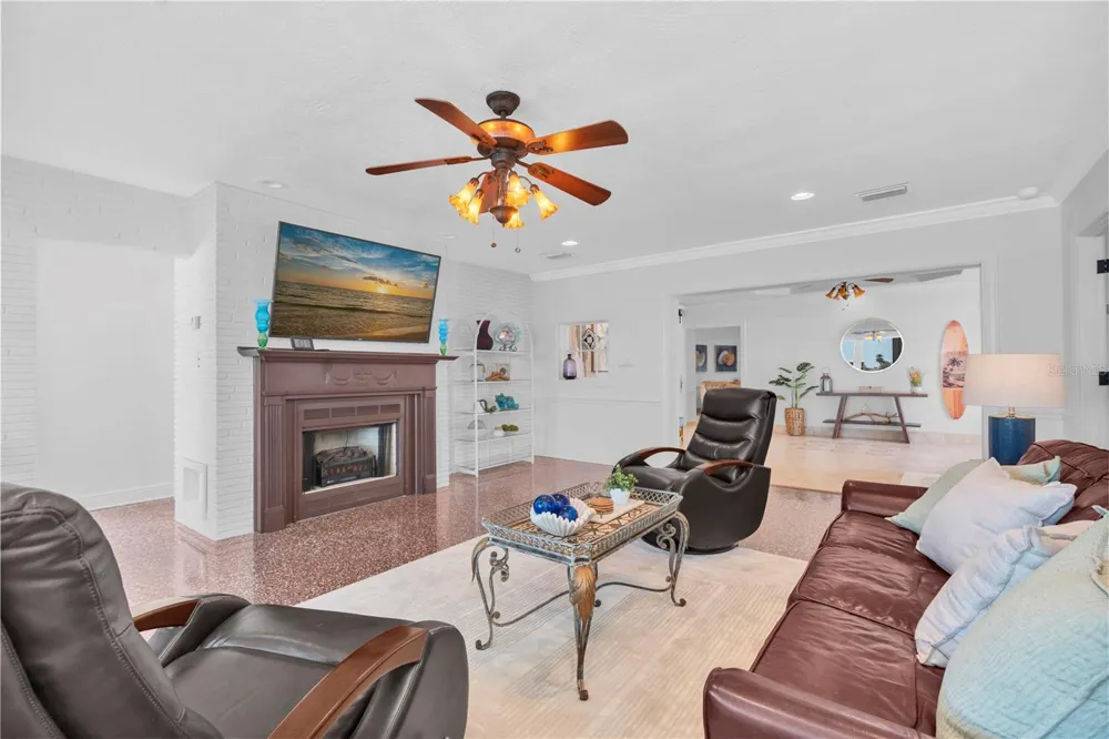 16102 4TH STREET E Redington Beach, FL 33708