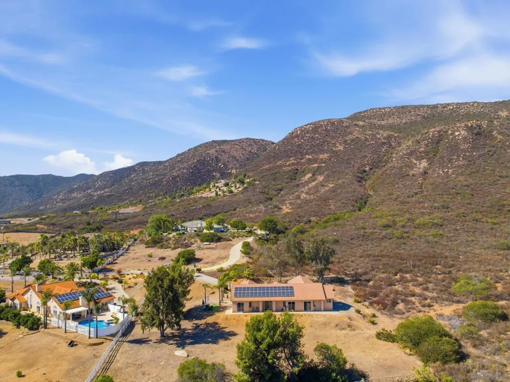 14789 Bonita Vista Way Jamul, CA 91935