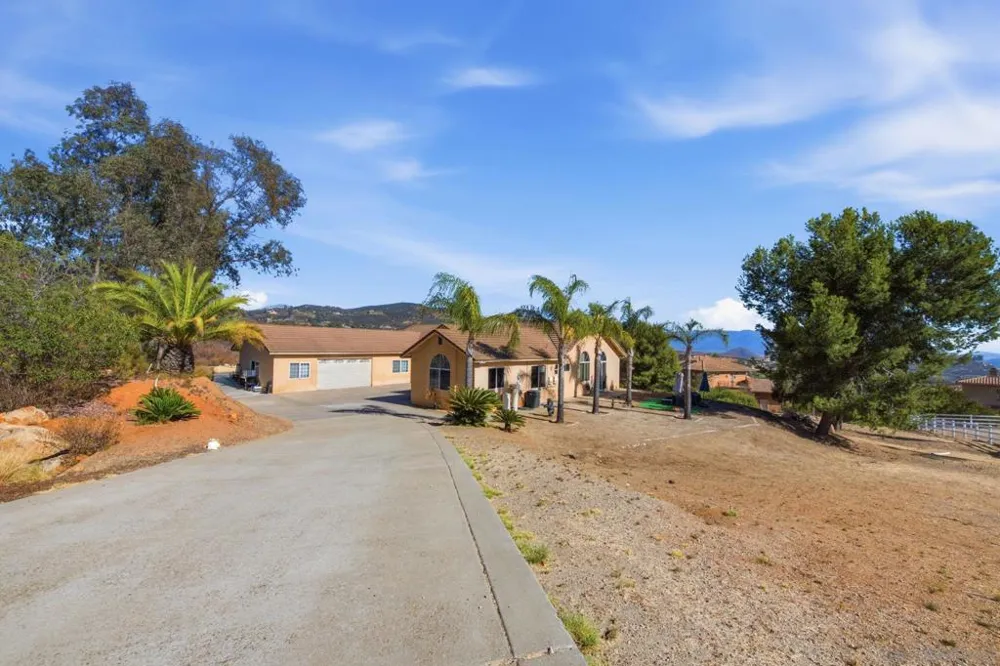 14789 Bonita Vista Way Jamul, CA 91935