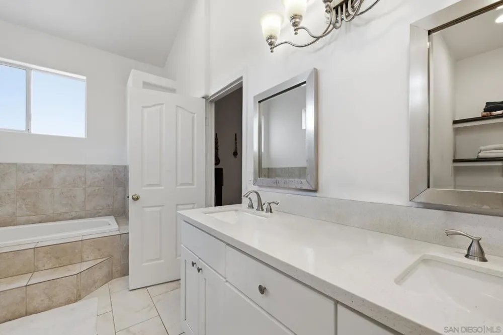 14789 Bonita Vista Way Jamul, CA 91935