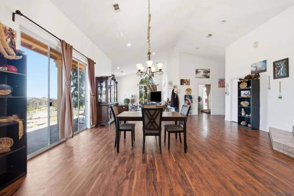 14789 Bonita Vista Way Jamul, CA 91935