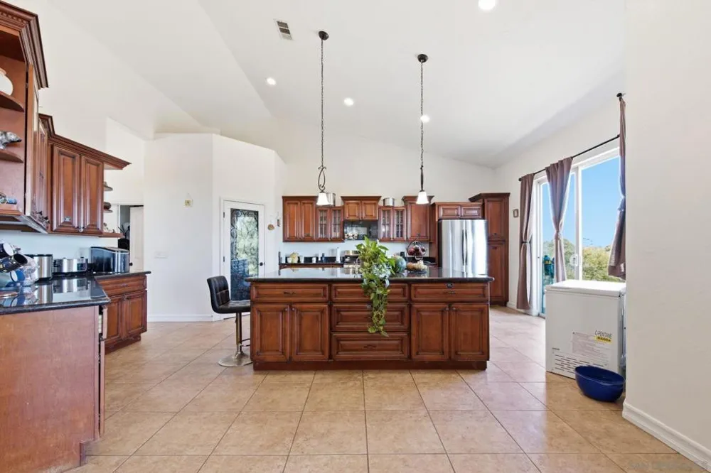 14789 Bonita Vista Way Jamul, CA 91935