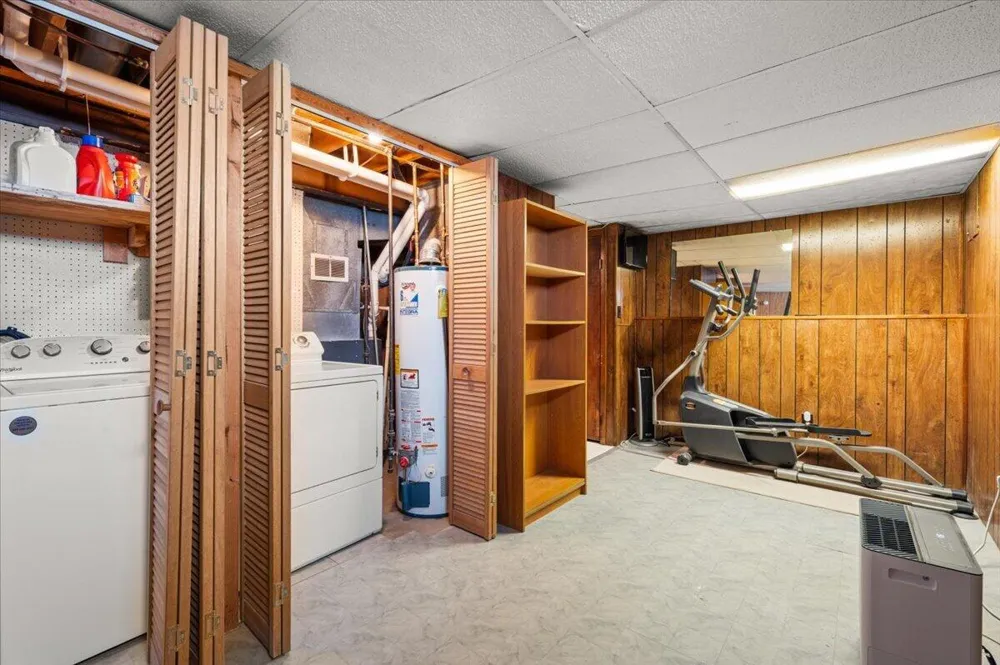 5077 Madison Avenue SE Kentwood City, MI 49548