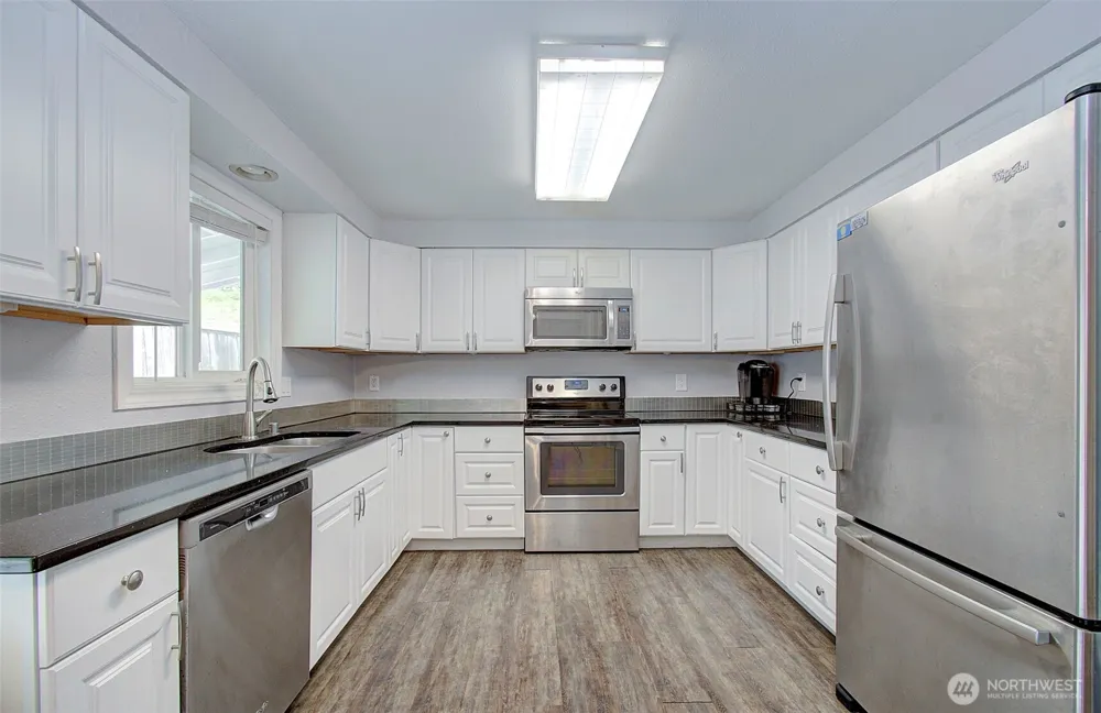 616 4th Avenue Kelso, WA 98626