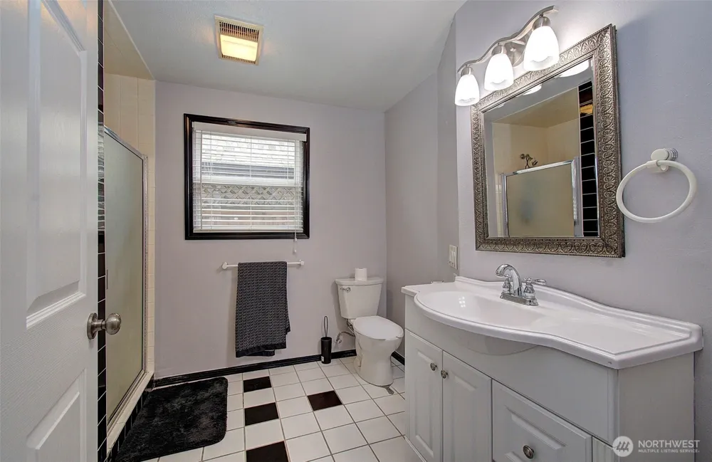 616 4th Avenue Kelso, WA 98626