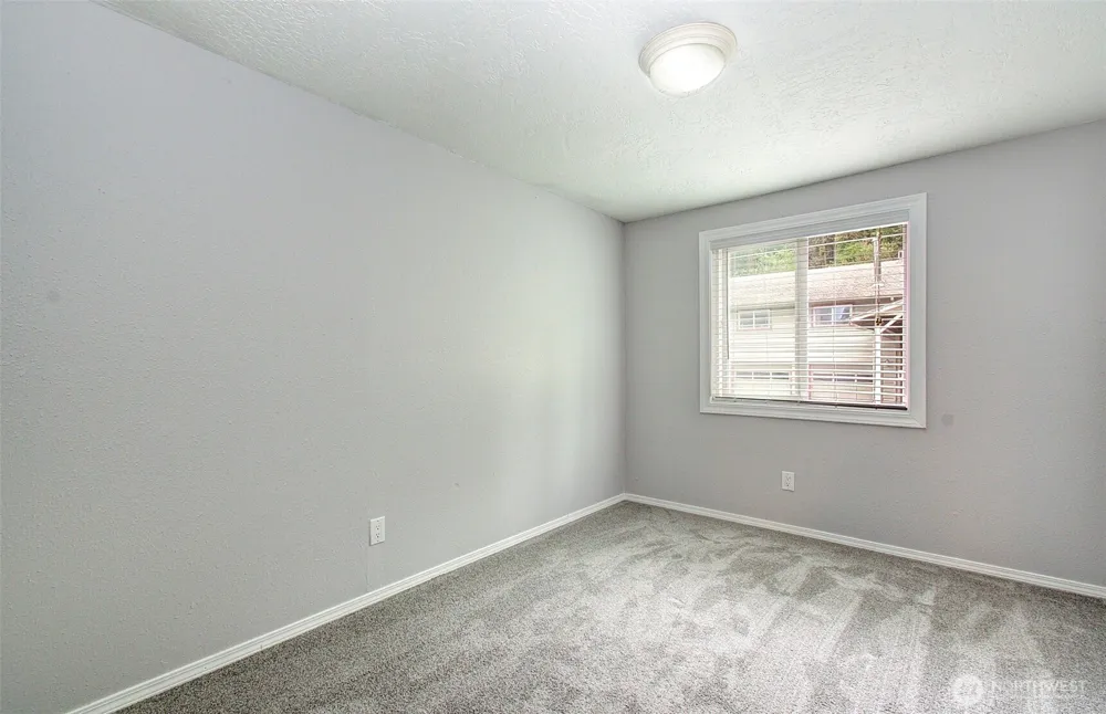 616 4th Avenue Kelso, WA 98626