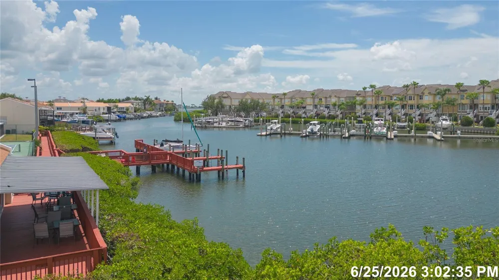4207 FOGCUTTER COURT Tampa, FL 33615
