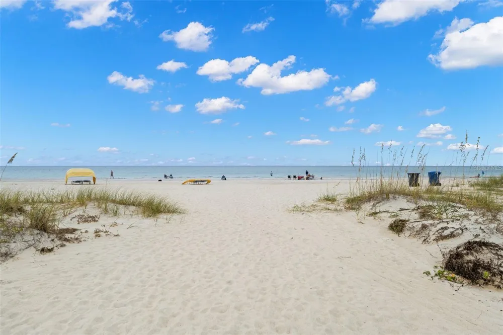 11500 GULF BOULEVARD #304 Treasure Island, FL 33706