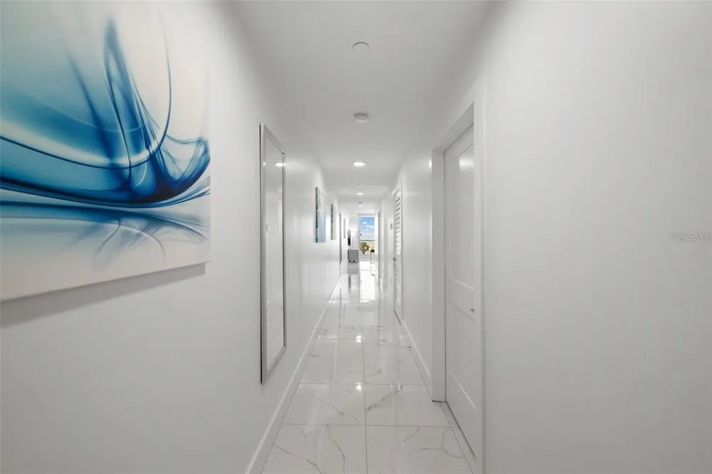 11500 GULF BOULEVARD #304 Treasure Island, FL 33706