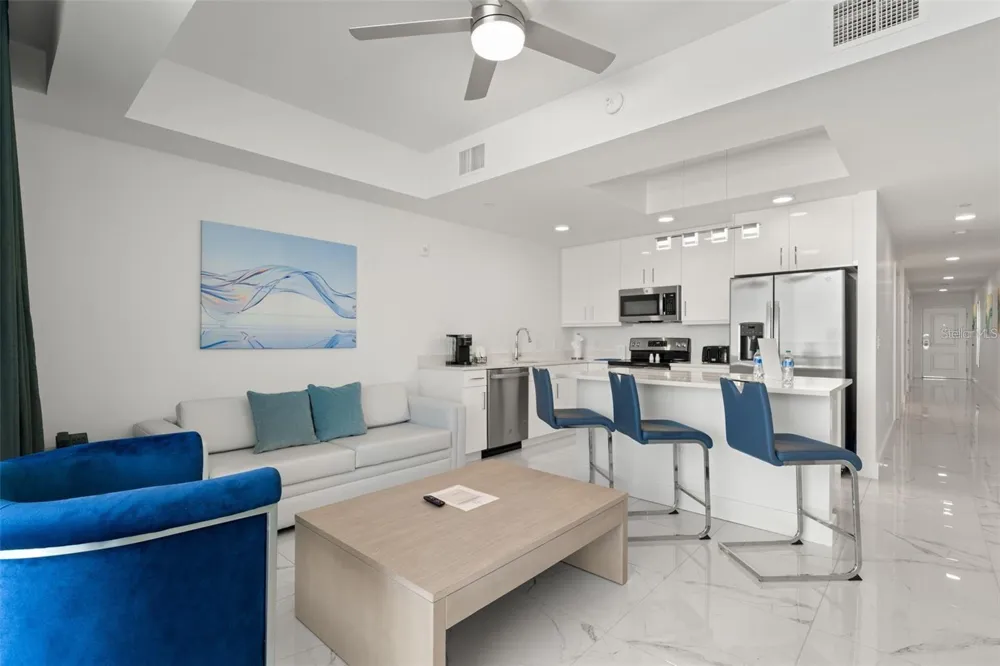 11500 GULF BOULEVARD #304 Treasure Island, FL 33706