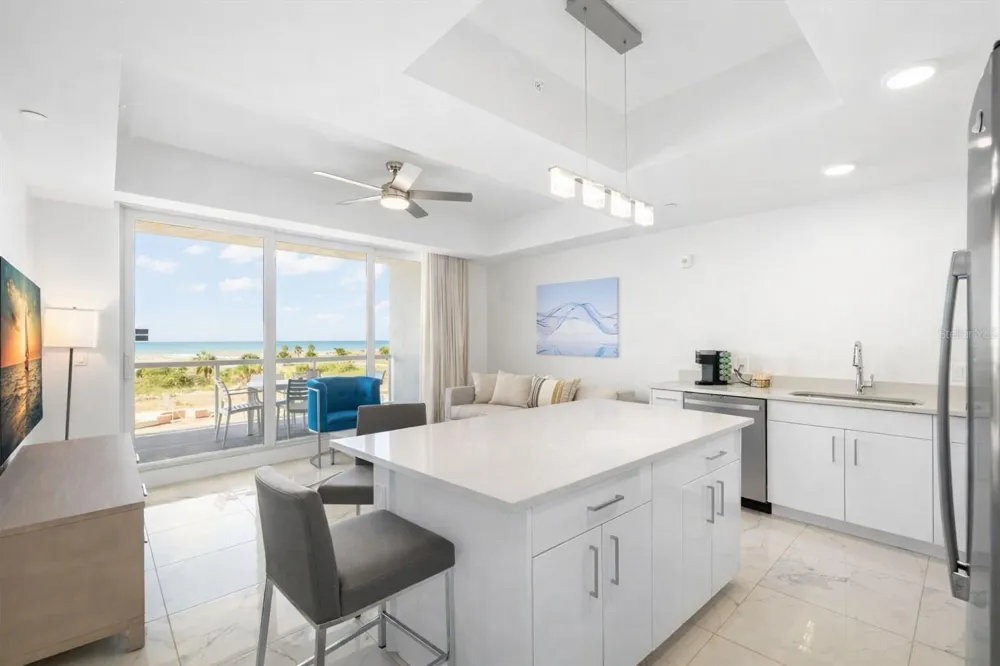 11500 GULF BOULEVARD #304 Treasure Island, FL 33706