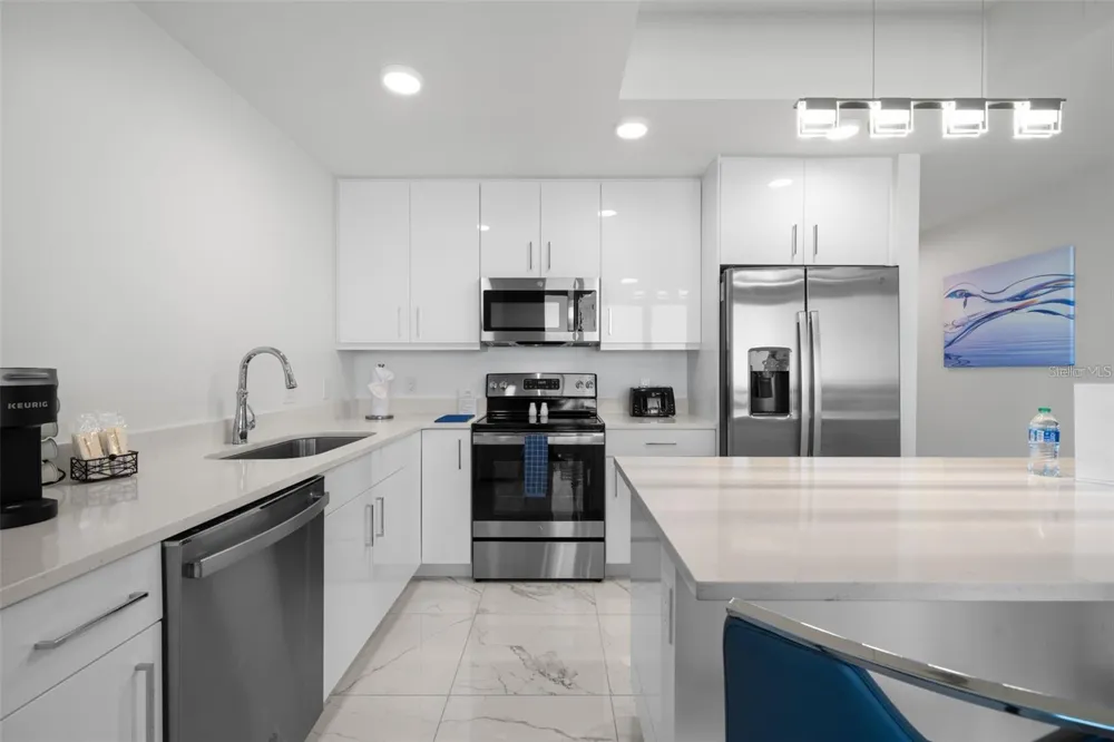11500 GULF BOULEVARD #304 Treasure Island, FL 33706