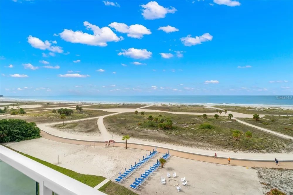 11500 GULF BOULEVARD #304 Treasure Island, FL 33706